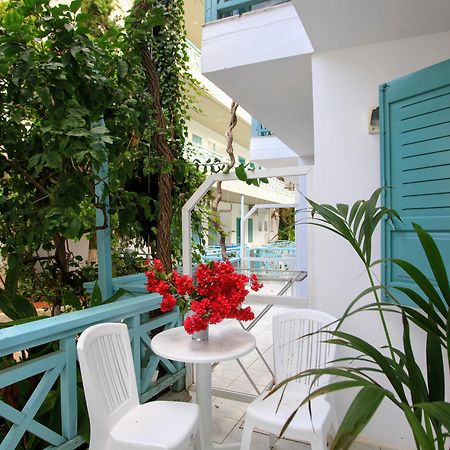 הרסוניסוס Anatoli Apartments מראה חיצוני תמונה