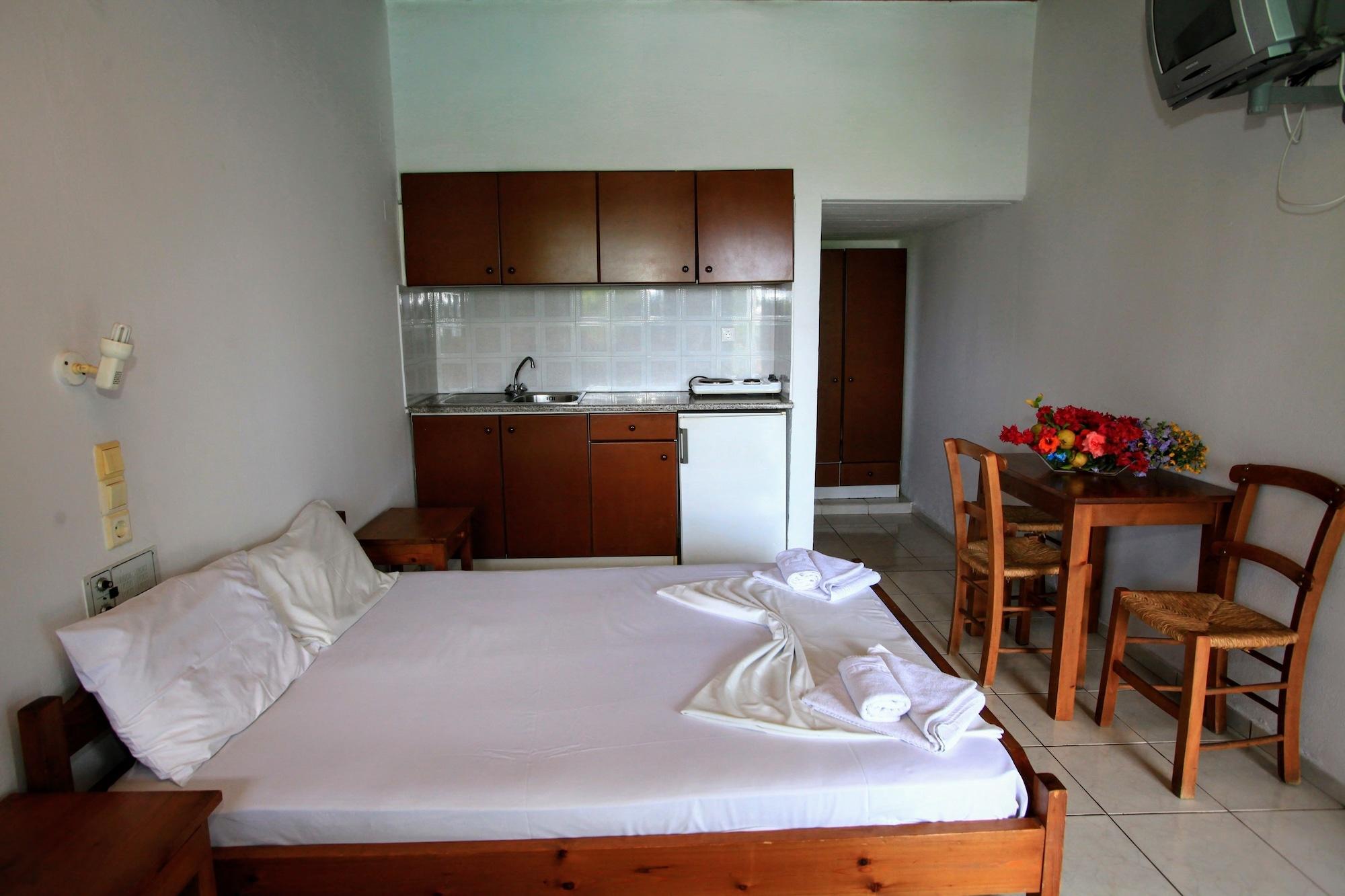 הרסוניסוס Anatoli Apartments מראה חיצוני תמונה
