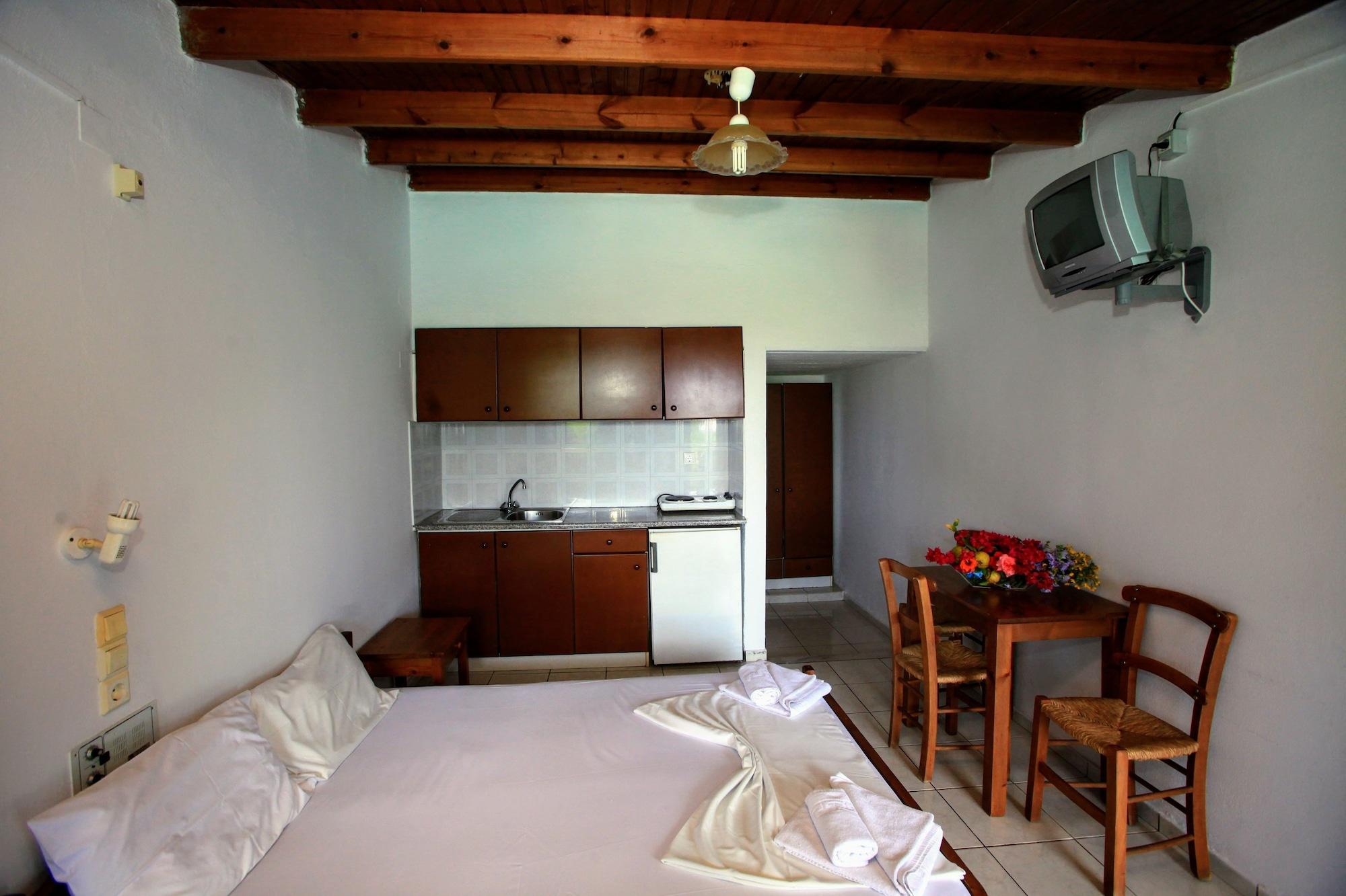 הרסוניסוס Anatoli Apartments מראה חיצוני תמונה