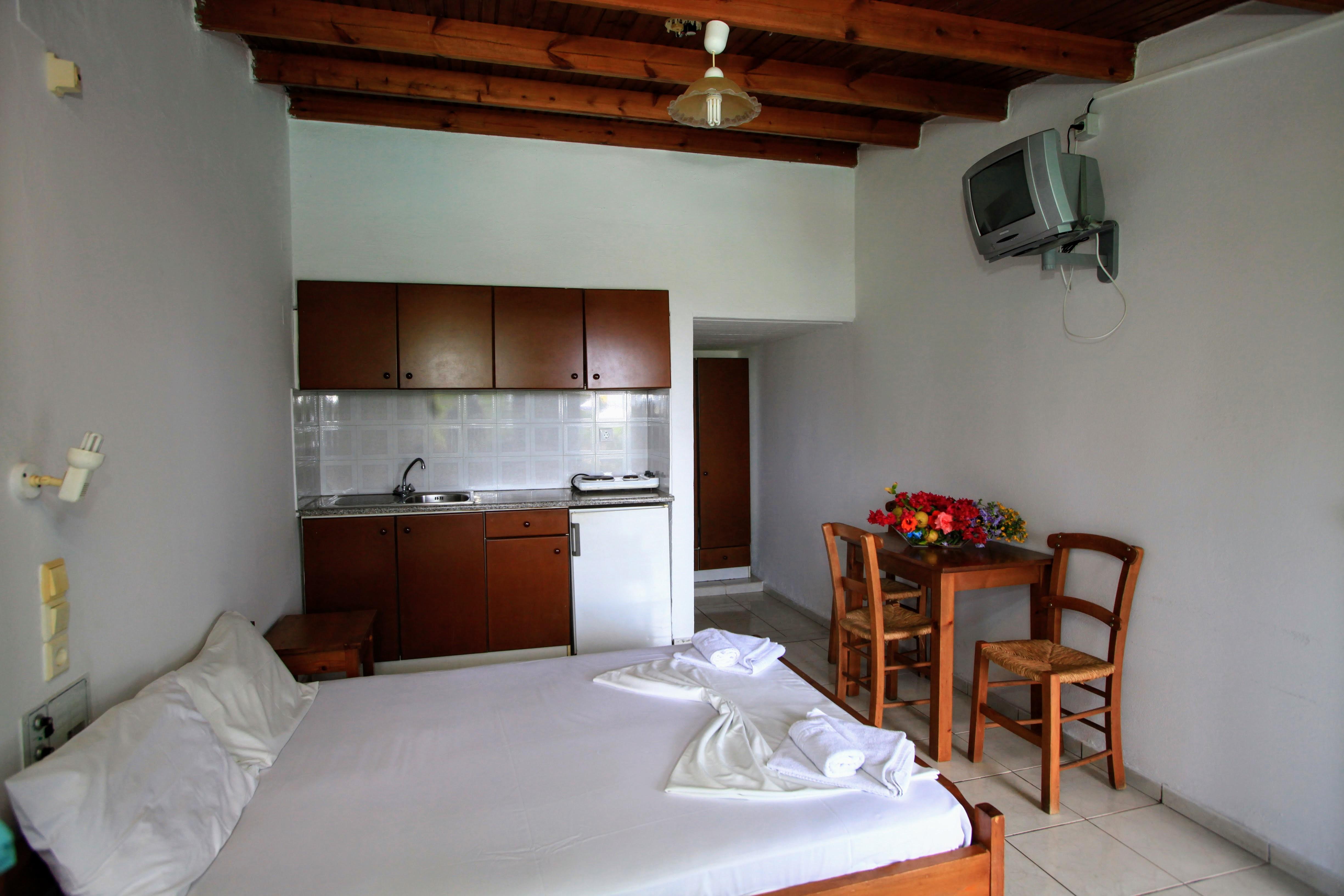 הרסוניסוס Anatoli Apartments מראה חיצוני תמונה