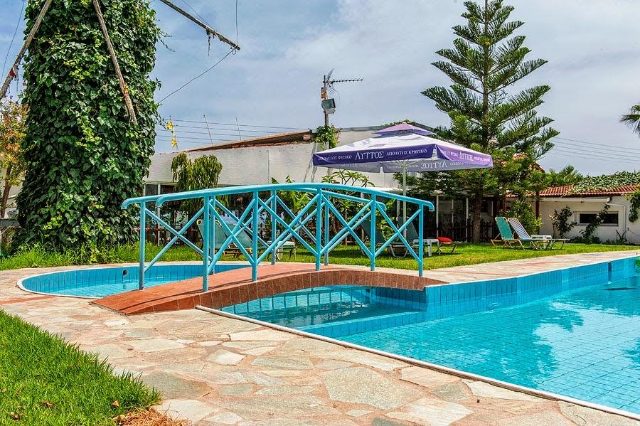הרסוניסוס Anatoli Apartments מראה חיצוני תמונה